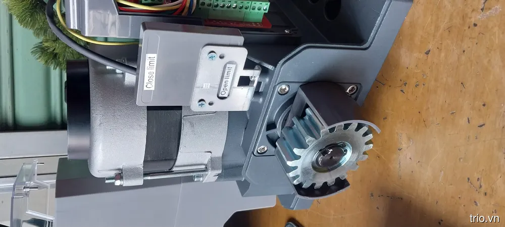 Motor Cổng Lùa Loại Nào Tốt Hiện Nay Tìm Hiểu Ngay Tại Minhnghiadoor